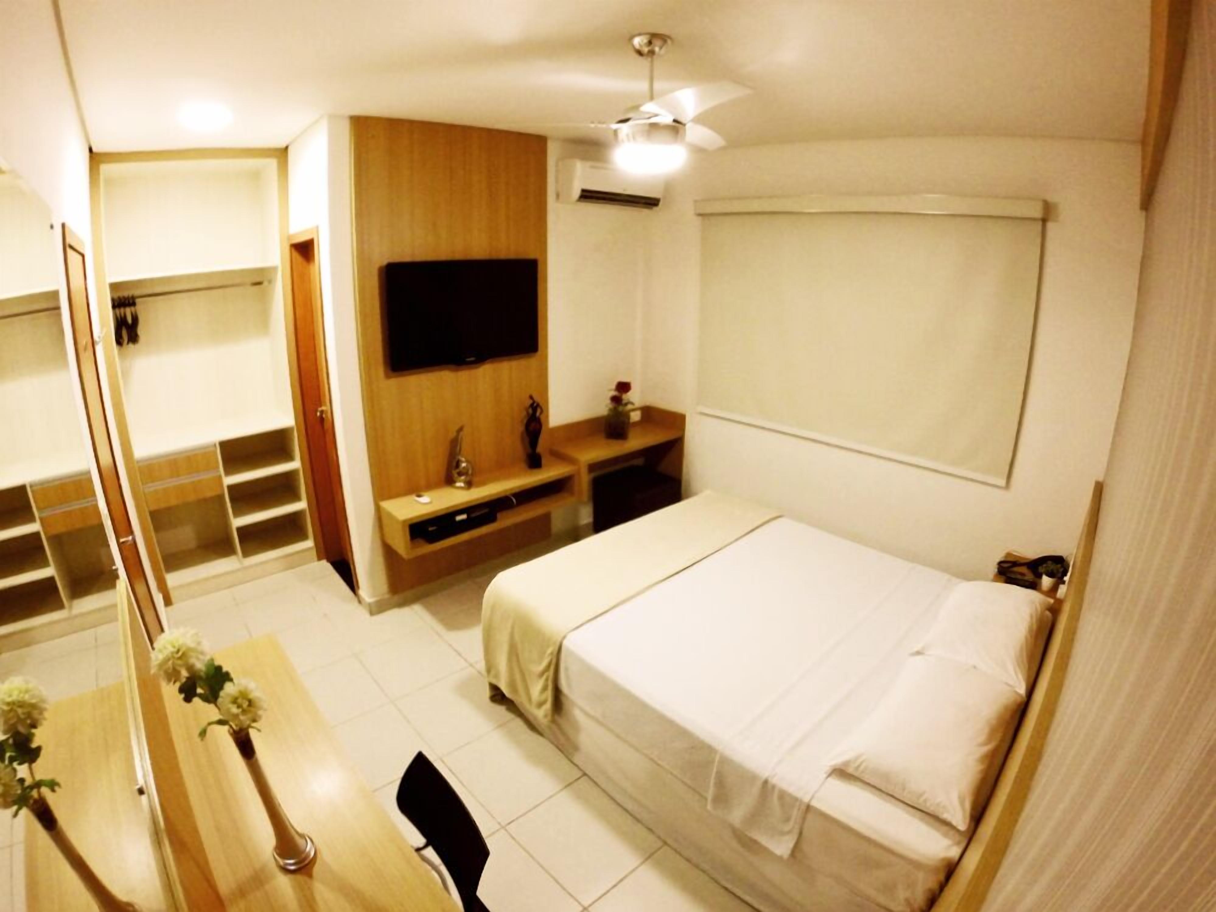 minibar, free wifi, bed sheets