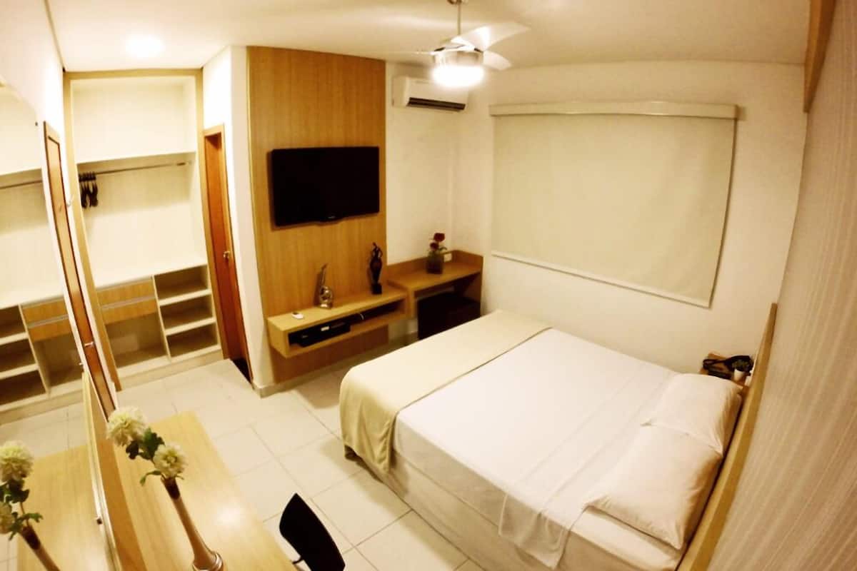 minibar, free wifi, bed sheets