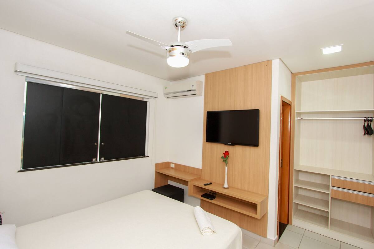 Standard Single Room | Minibar, WiFi (free), bed sheets
