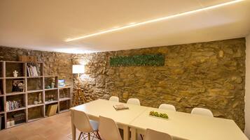 Télévision à écran plat