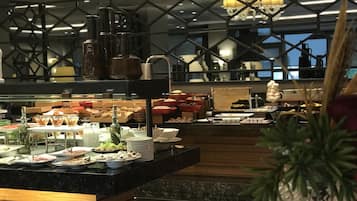 Desayuno continental todos los días (con cargo)