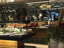 Daily continental breakfast for a fee