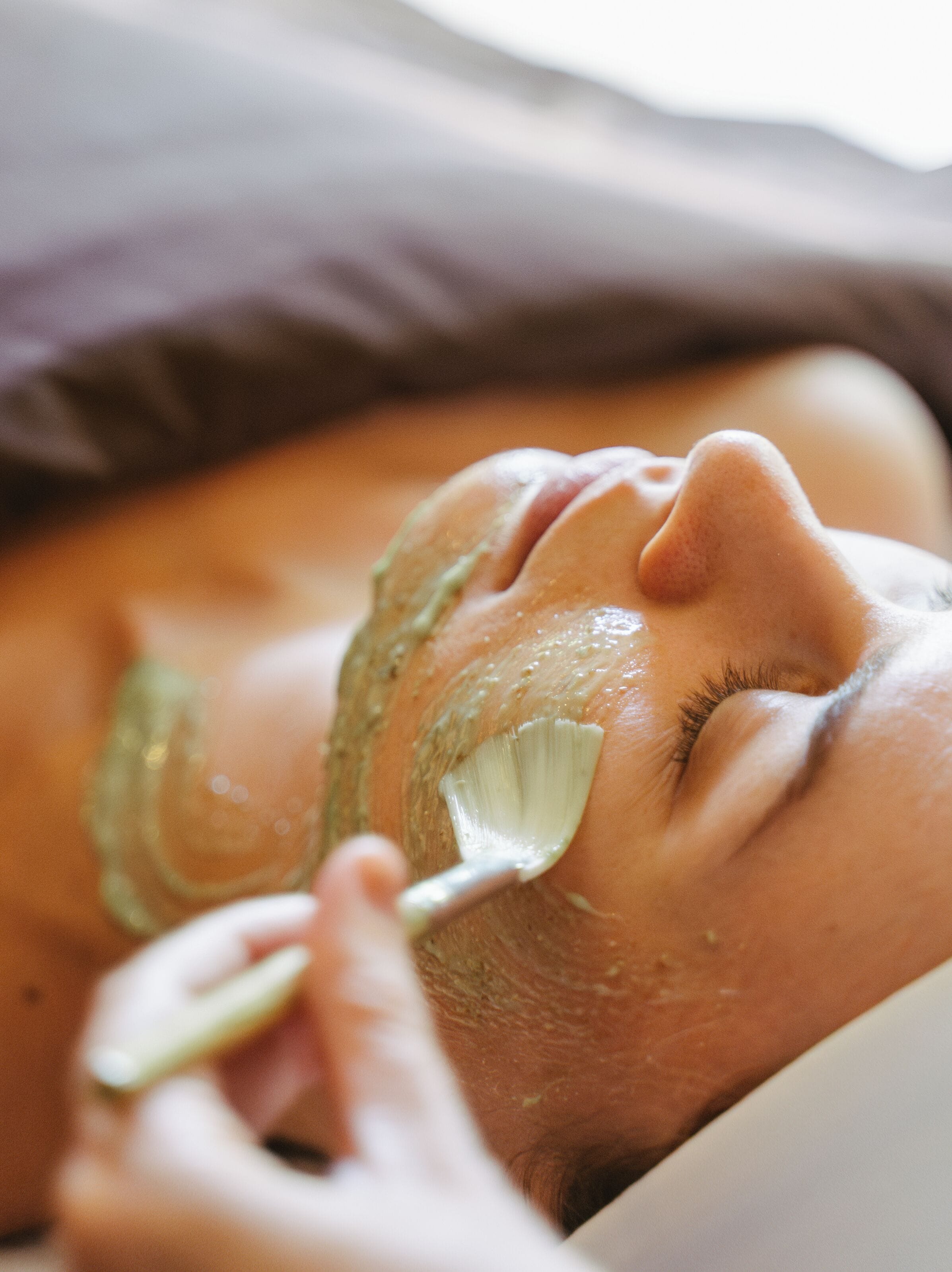 Couples treatment rooms, sauna, hot tub, steam room, body treatments