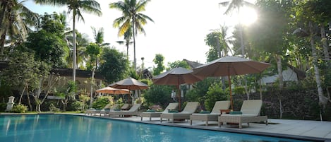 Piscine extérieure