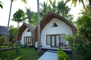 Ropa de cama de alta calidad y minibar