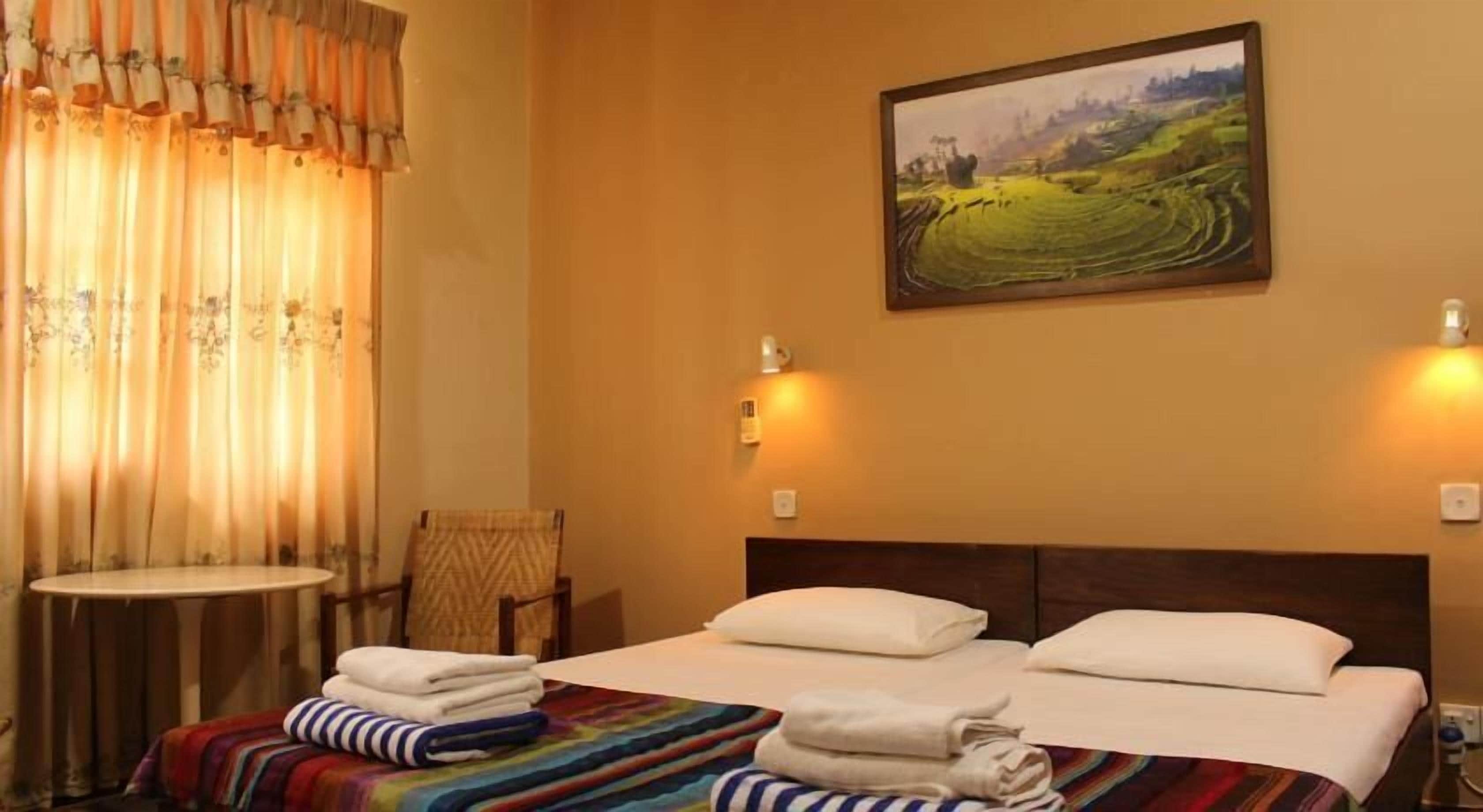 Camera Standard | 3 camere, biancheria da letto di alta qualità, minibar, una scrivania