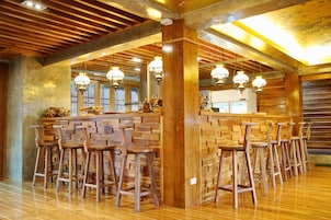 Bar (en el alojamiento)