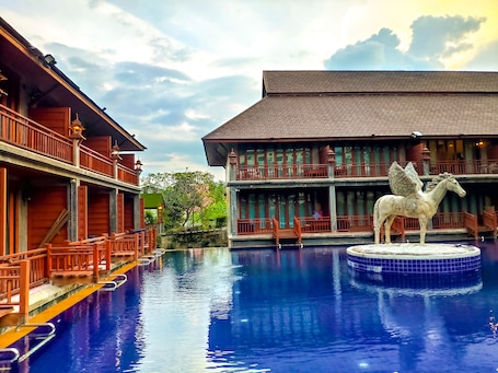 Outdoor banquet area. The Chaya Resort And Spa Chiang Mai