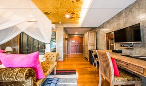 Premium bedding, in-room safe, individually decorated - The Chaya Resort And Spa Chiang Mai (Chiang Mai)