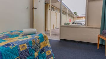 Single Room | Desk, iron/ironing board, free WiFi, bed sheets