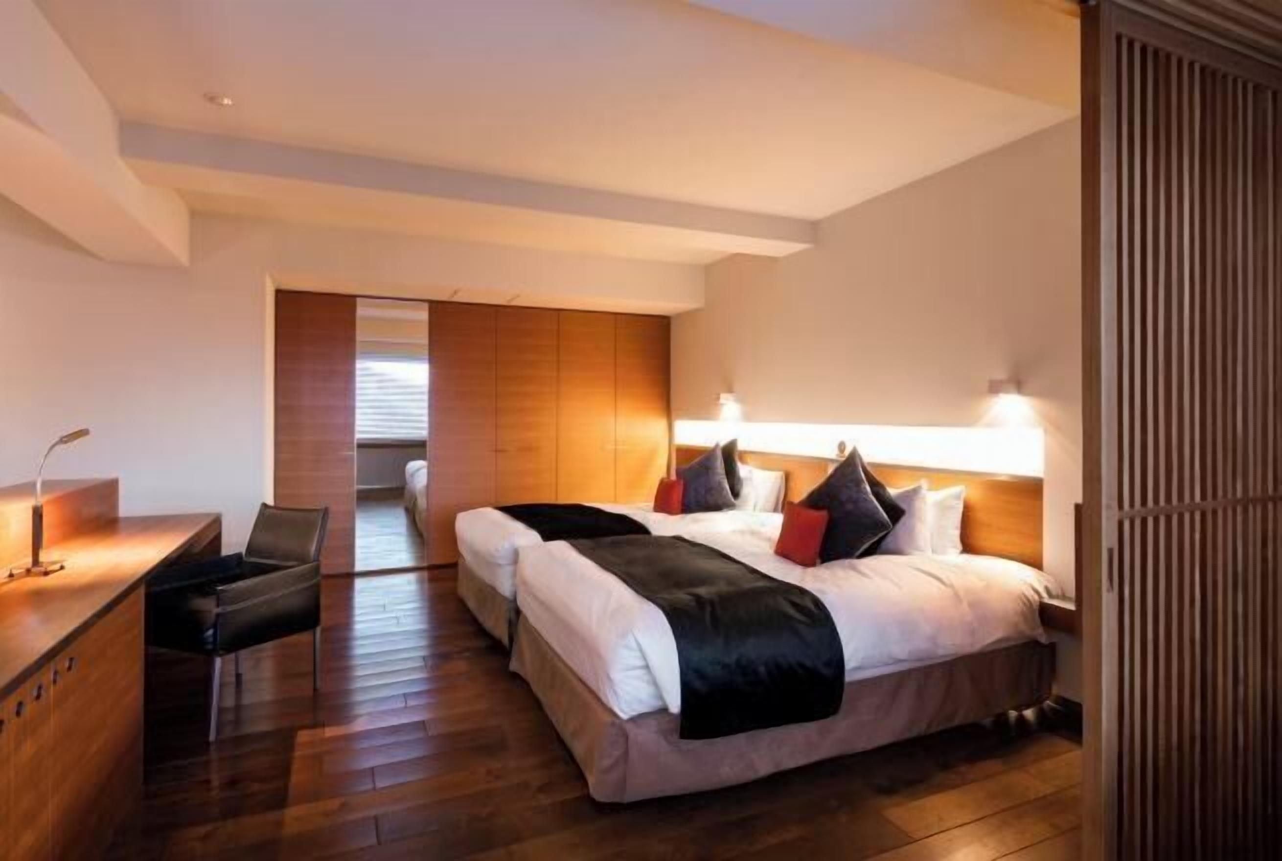 Free minibar, in-room safe, desk, iron/ironing board