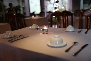 Daily full breakfast for a fee - Sailing Hotel (Phu Quoc)