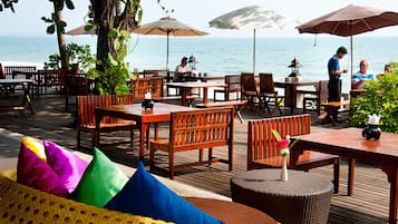 Daily English breakfast (THB 250 per person)