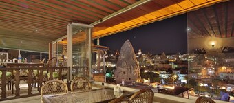 El Nazar Hotel & Cave Suites