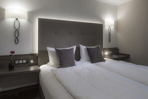 Comfort Room | Premium bedding, down comforters, in-room safe, laptop workspace - weila - dein Boutiquehotel (Arnsberg)