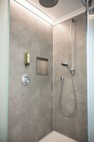 Junior Studio Suite | Premium bedding, down comforters, in-room safe, laptop workspace