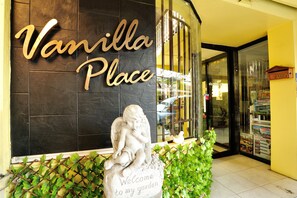 Interior entrance - Vanilla Place (Chiang Mai)