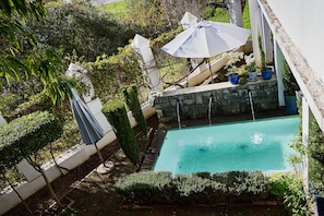 Piscina all'aperto, una piscina con cascata, cabine incluse nel prezzo
