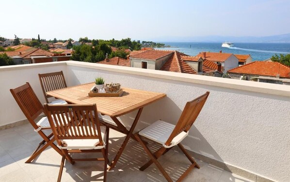 Superior Suite, Balcony, Sea View | Terrace/patio