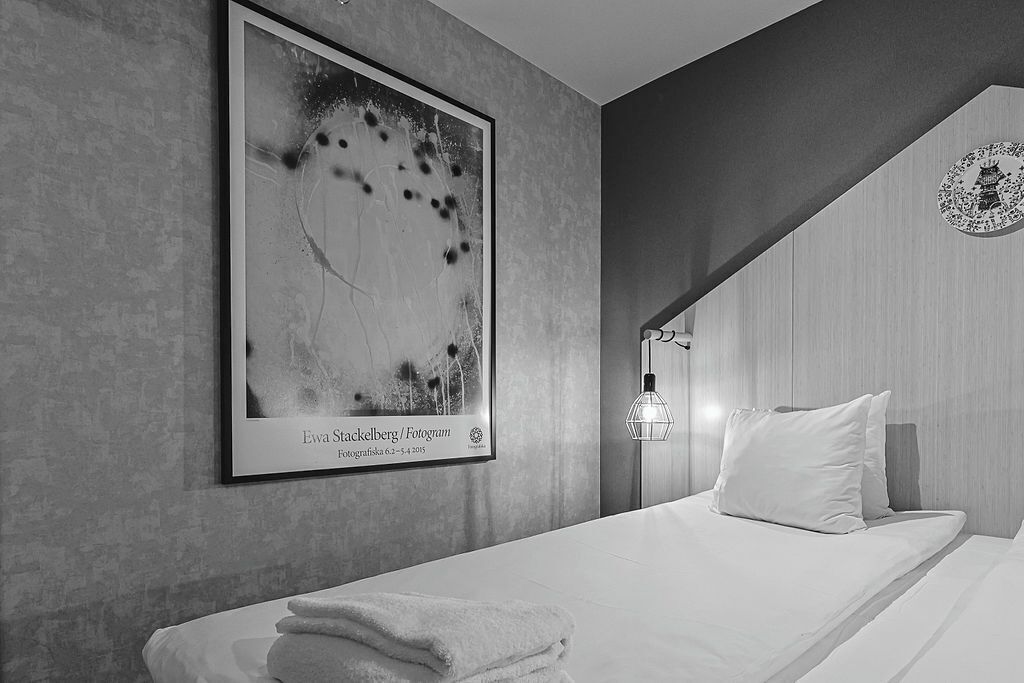 Soundproofing, cots/infant beds, free WiFi