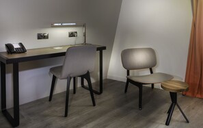 Premium bedding, in-room safe, desk, blackout curtains - Adagio Paris 19e Cité de la Musique (Paris)