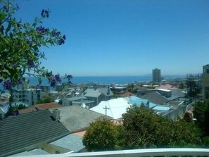 View from property - Kloof Palms (Cape Town)