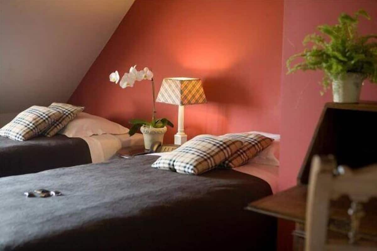 In-room safe, laptop workspace, soundproofing, iron/ironing board
