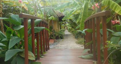 Thuy - Gunter Garden Bungalow