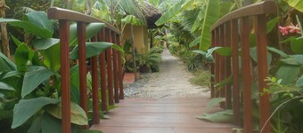 Thuy - Gunter Garden Bungalow