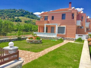 House, 2 Bedrooms, Sea View | Front of property - Nitelli's Houses (Lesvos)