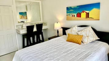 Chambre Simple Standard, 1 chambre, non-fumeur, vue cour intérieure