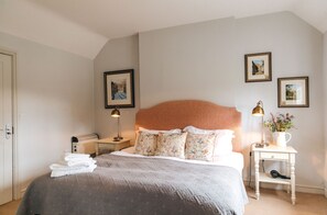 Tweepersoonskamer, en-suite badkamer | 1 slaapkamer