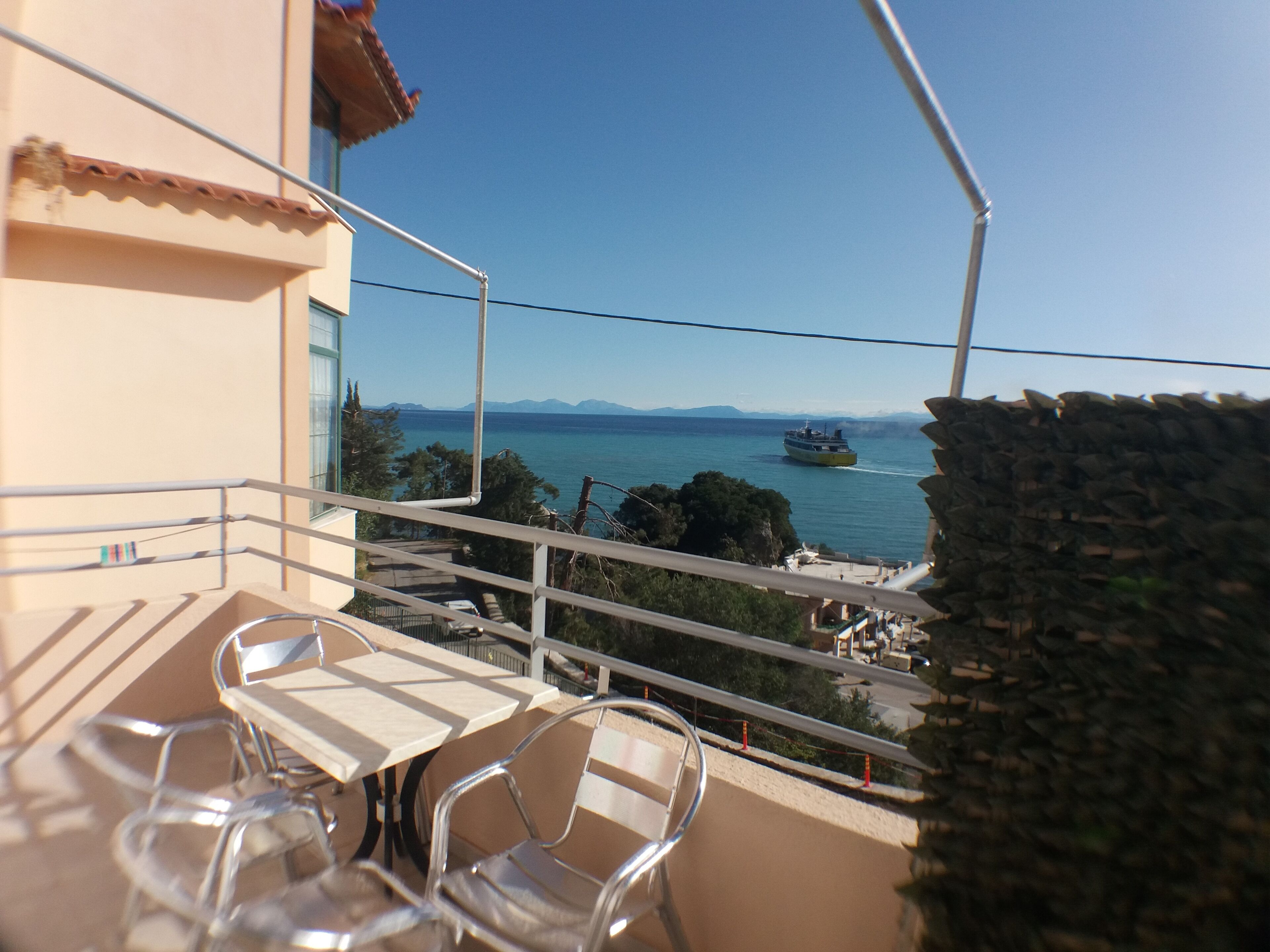Standard Apartment | Water view