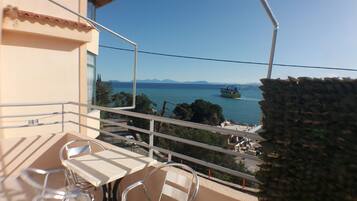 Standard Apartment | Water view