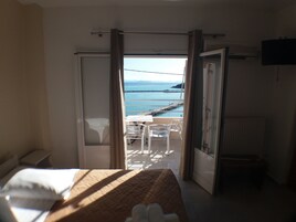 标准公寓 | 办公桌、隔音、熨斗/熨衣板、免费 WiFi