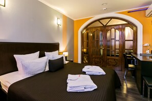 Luxury Suite, 1 King Bed with Sofa bed, Balcony | Desk, soundproofing, iron/ironing board, rollaway beds - Uninn Hotel Vnukovo (Moscow)