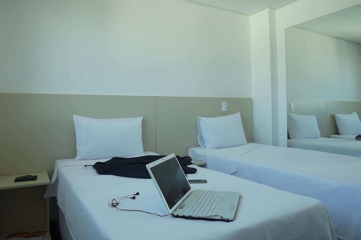 Minibar, soundproofing, WiFi (free), bed sheets