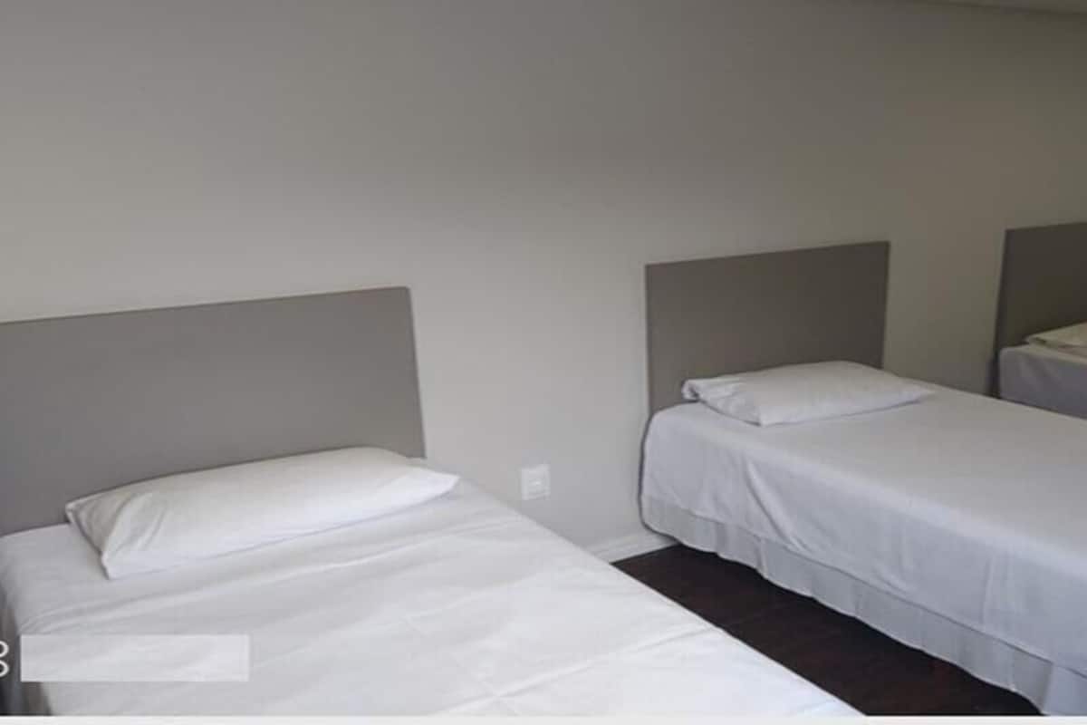 Minibar, soundproofing, free WiFi, bed sheets