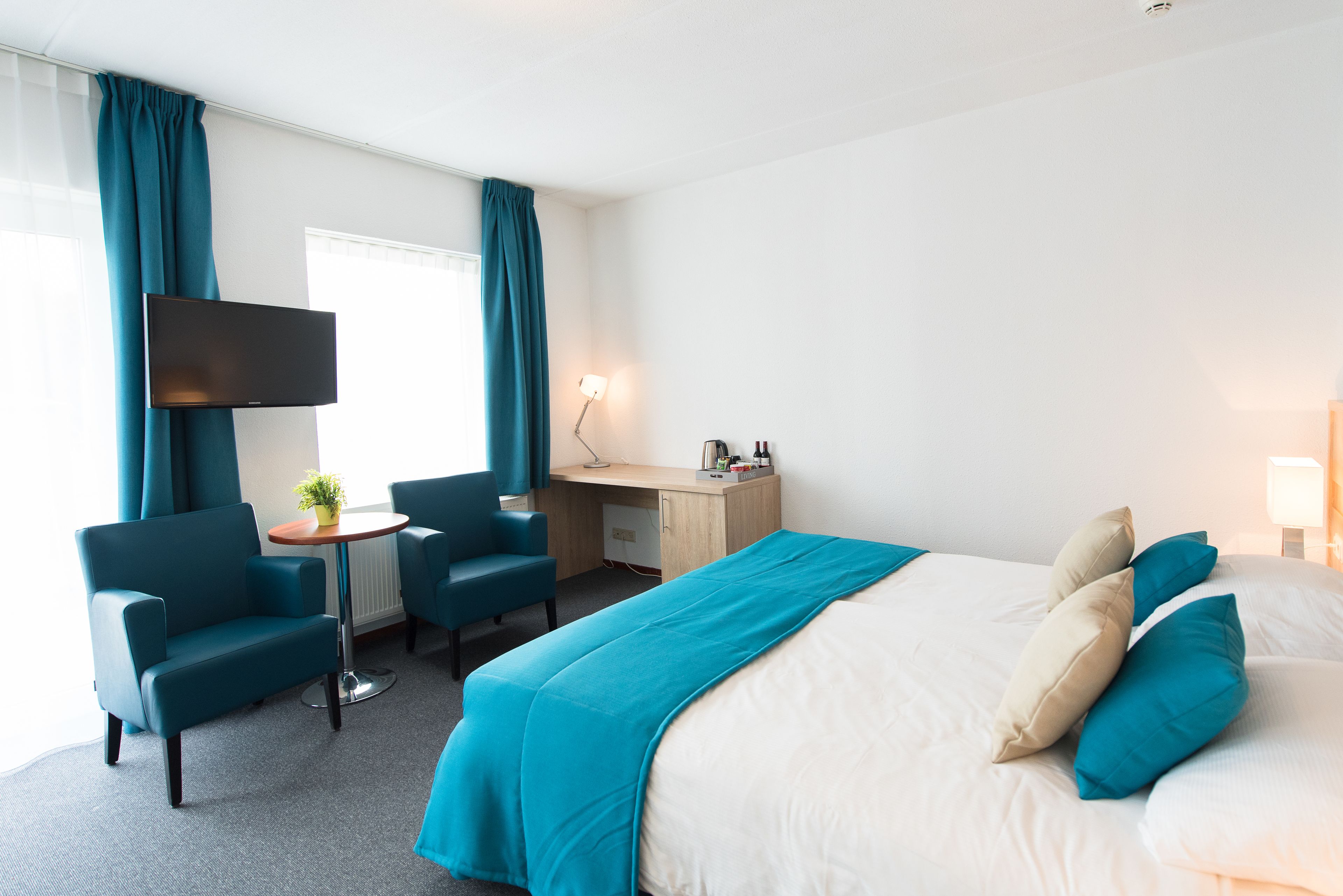 comfort double room, 1 bedroom | minibar, in-room safe, desk, free wifi