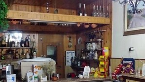Lunch and dinner served - Hotel Ristorante La Pineta (Scheggia e Pascelupo)