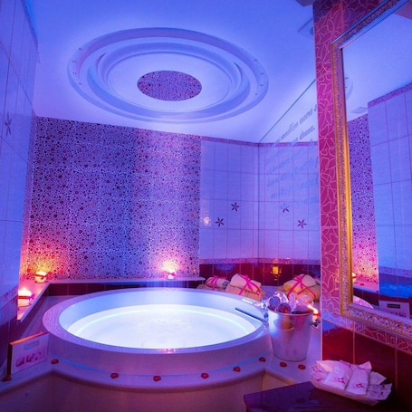 Ducha, cabezal de ducha tipo lluvia, artículos de tocador gratuitos