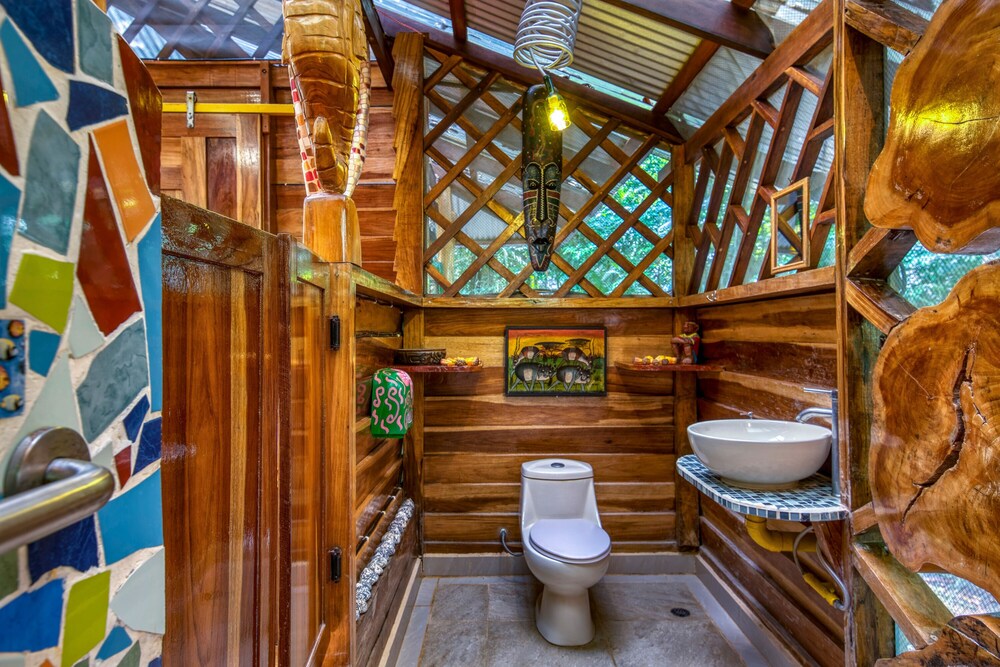 Congo Bongo EcoVillage Costa Rica by null