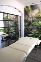 Masajes de tejido profundo, reflexología, masajes