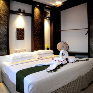 Deluxe Double Room | Minibar, in-room safe, desk, soundproofing - La Casa Di Bagan Nan Eain Thu (Nyaung-U)