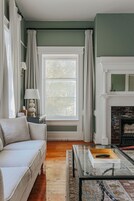 Suite, Ensuite (The Beverley)