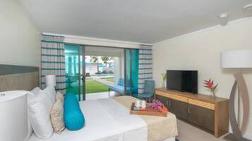 2 bedrooms, minibar, in-room safe, iron/ironing board