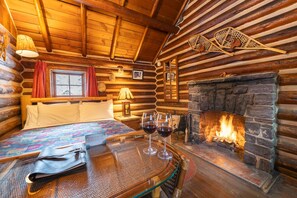 Familiehytte, fjellutsikt | Sengetøy av topp kvalitet og senger med overmadrass