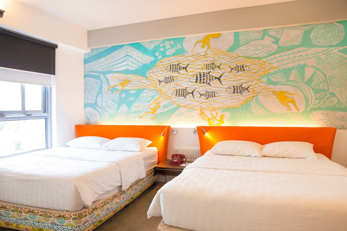 Phòng 2 giường đơn Deluxe | Bộ đồ giường cao cấp, két bảo mật tại phòng, bàn 