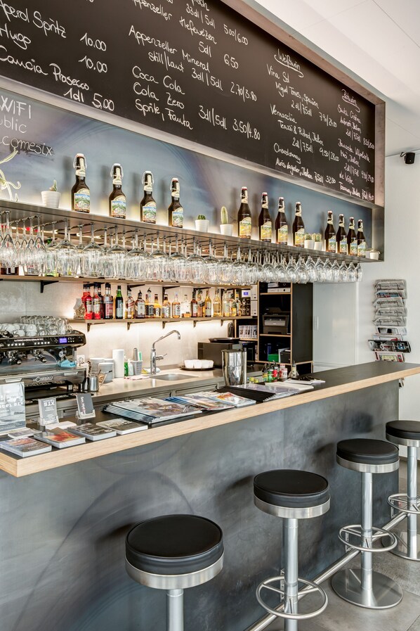 Bar (en la propiedad)