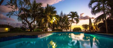 Outdoor pool, sun loungers